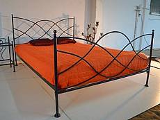 Kovová postel Elisa 160 x 200 cm, měděná